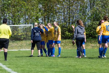 Bild 361 - B-Juniorinnen Bramstedter TS - SSV Hennstedt : Ergebnis: 3:7